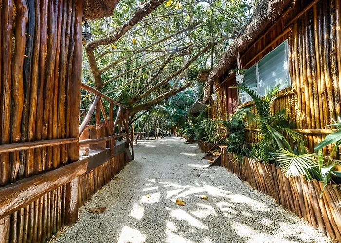 Hotel Eco Banitas